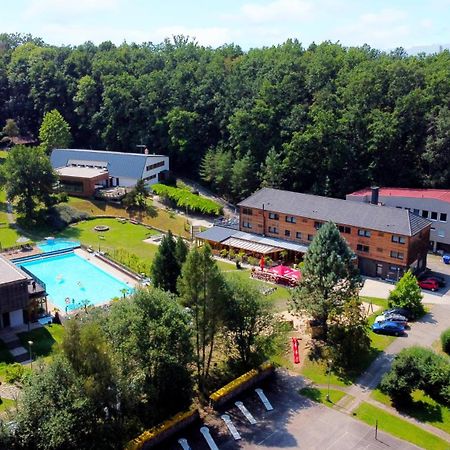Sporthotel Barborka Hluboká nad Vltavou Esterno foto